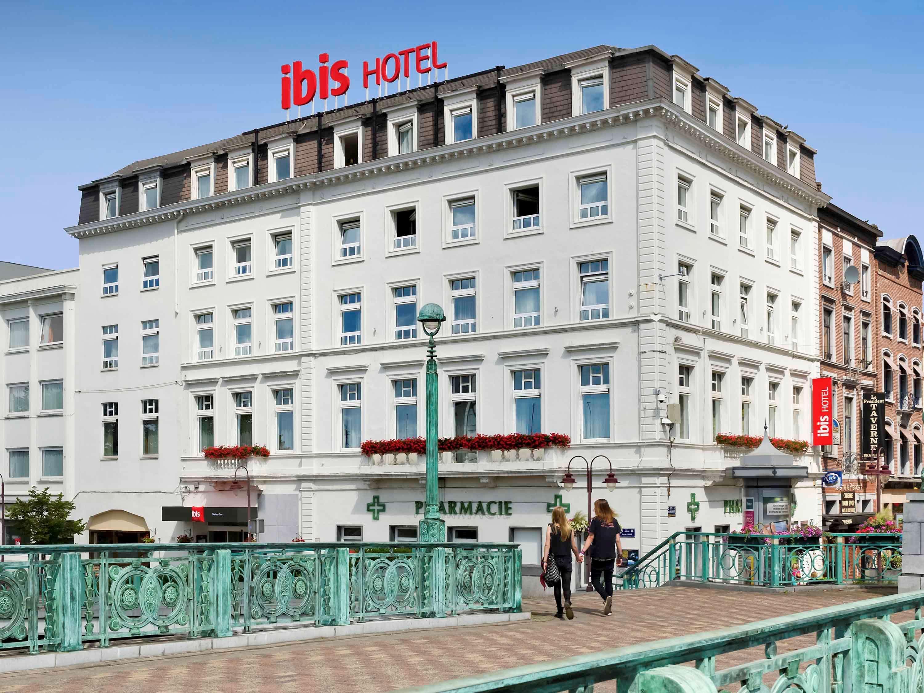 Ibis Charleroi Centre Gare Hotel Eksteriør billede
