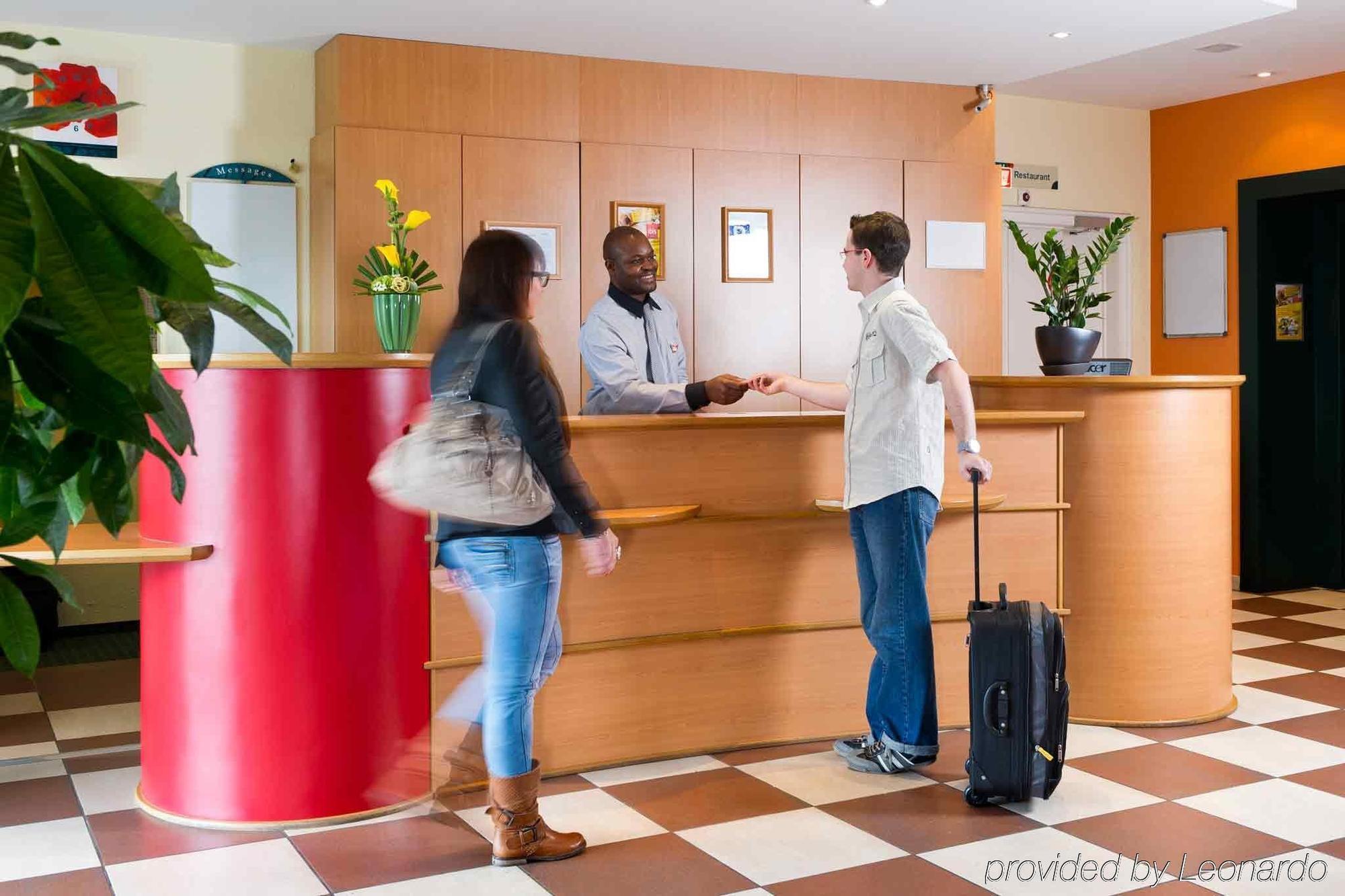 Ibis Charleroi Centre Gare Hotel Eksteriør billede