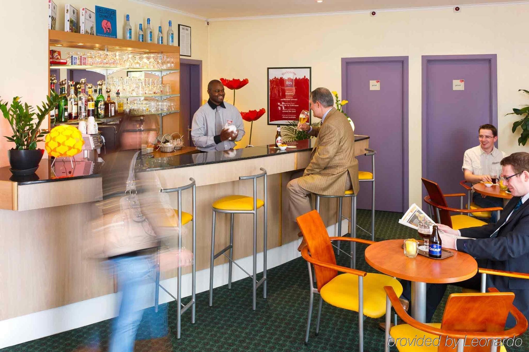 Ibis Charleroi Centre Gare Hotel Eksteriør billede