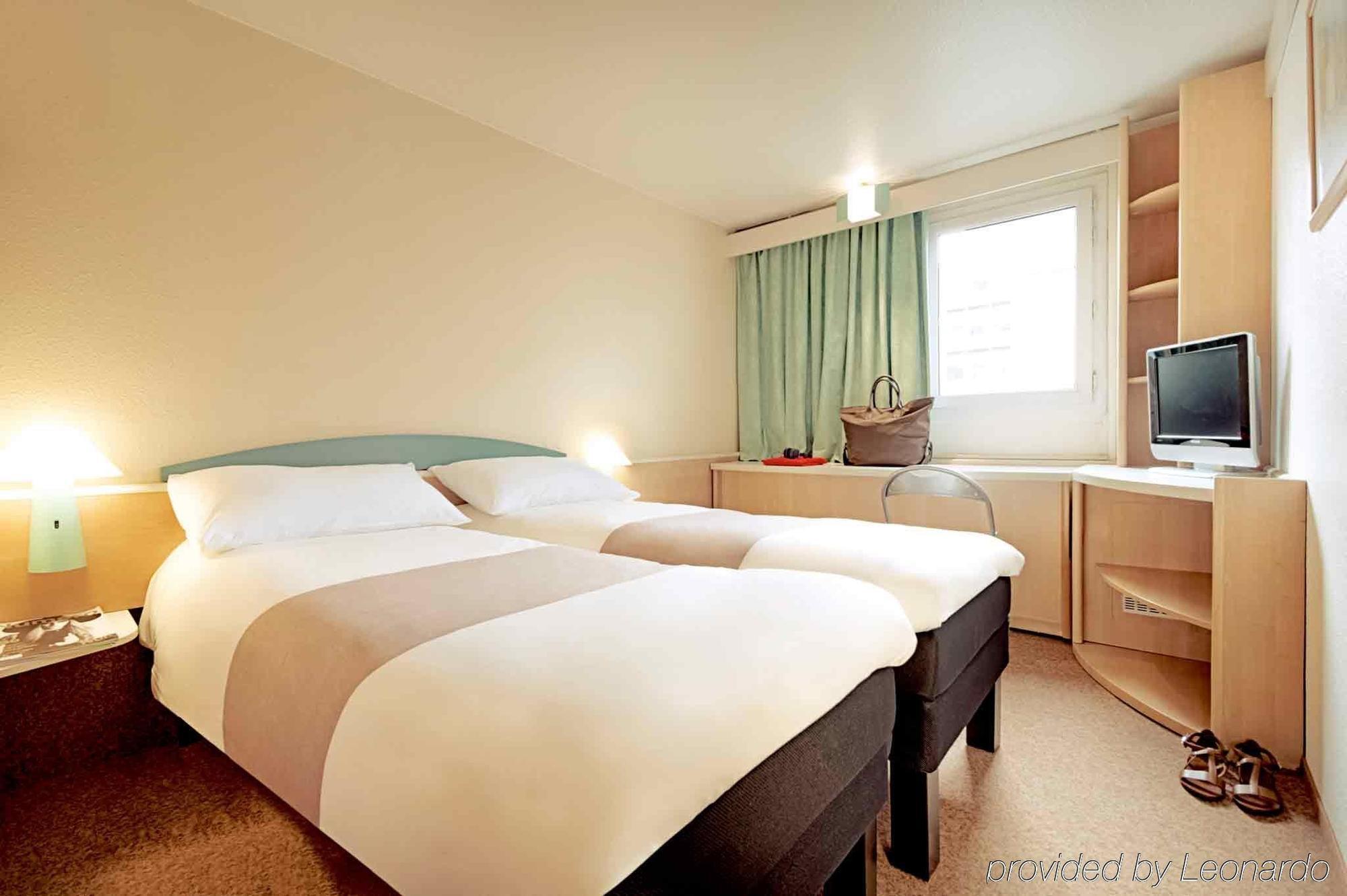 Ibis Charleroi Centre Gare Hotel Eksteriør billede