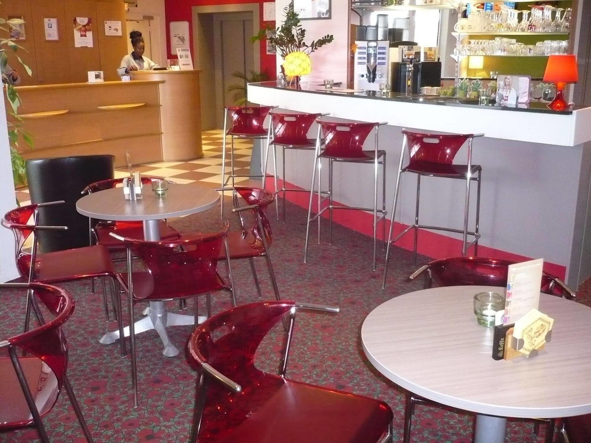 Ibis Charleroi Centre Gare Hotel Eksteriør billede